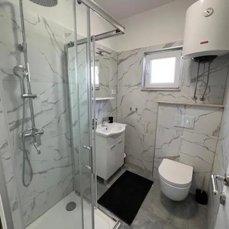 Rosa Apartamento Supetar