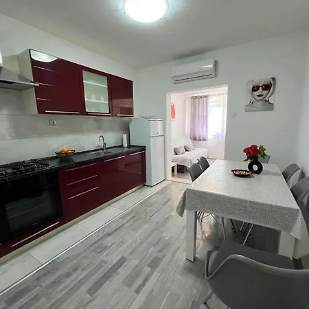 Apartamento Rosa Supetar