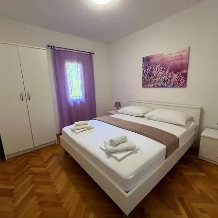 Rosa Apartamento